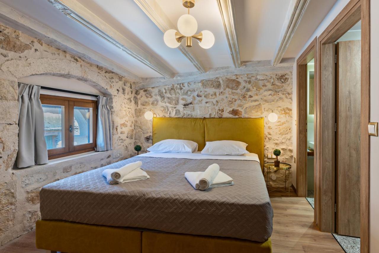 Erotokritos City Luxury Suites Ретимно Экстерьер фото