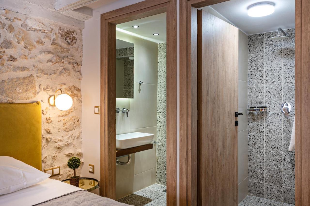 Erotokritos City Luxury Suites Ретимно Экстерьер фото